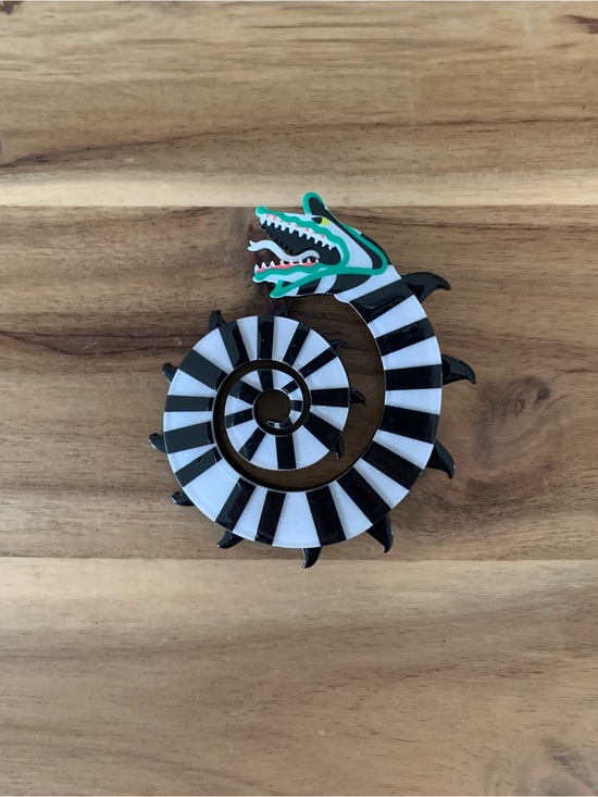 Erstwilder Jewelry - Erstwilder Sandworm Brooch animal pin NWOT